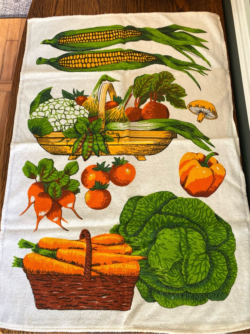 Vintage MCM 1970s K-Mart Vegetable Motif Cotton Kitchen Towel Hand Towel